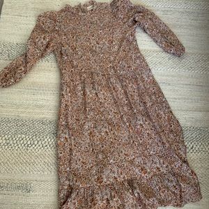 COPY - Boho UT Floral lightweight Dress natural colors. Size Small.